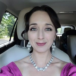 Meet your Posher, Teresa